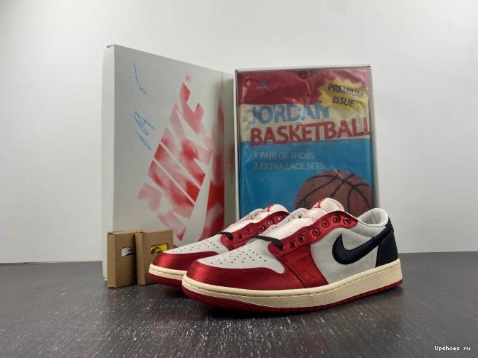 Low Away Room Jordan 1 Trophy Retro OG 0421